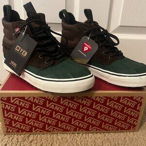 Vans Sk8-HI Del Pato MTE 2 Boot - Women's Size 10/Men's size 8.5